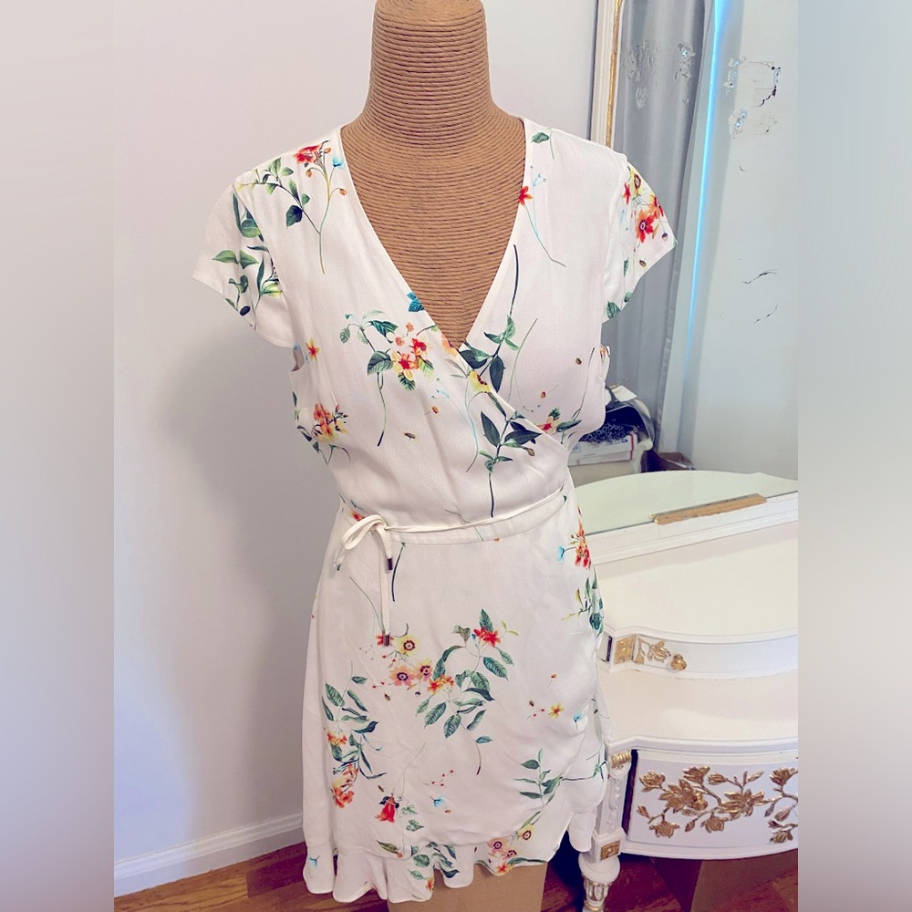 Willow and Clay size small wrap dress